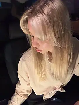 Snapshot of Myrtle_Beach chatting on December 8, 2024, 5:18 am Myrtle Beach online show from December 8, 2024, 5:18 am