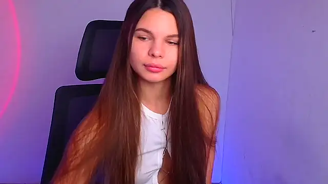 Hanna Way online show from December 7, 2024, 3:30 pm