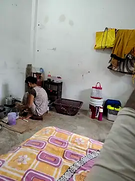 Snapshot of FeltedEuropium chatting on October 31, 2025, 9:21 am FeltedEuropium online show from October 31, 2025, 9:21 am