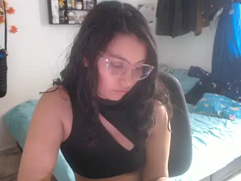 Snapshot of HannaKlein chatting on February 16, 2026, 6:04 pm HannaKlein online show from February 16, 2026, 6:04 pm