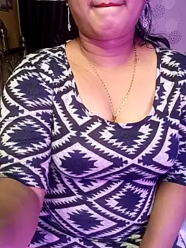 ella mariya online show from December 6, 2024, 4:17 pm