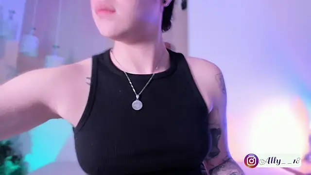 Snapshot of Ally_addams chatting on November 13, 2025, 3:38 am Ally addams online show from November 13, 2025, 3:38 am