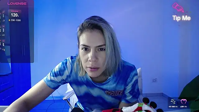 candydowson1 online show from December 13, 2024, 9:52 pm