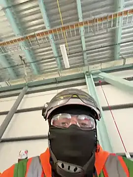 solitarioangelito online show from April 8, 2026, 4:07 pm