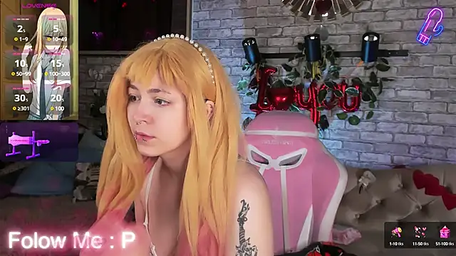 Alex Howell online show from February 28, 2025, 8:50 pm