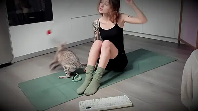 Devilina V online show from December 2, 2024, 9:02 am