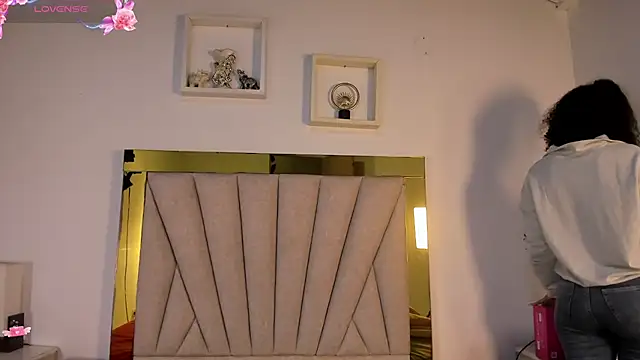 vahiolet fuentes online show from March 7, 2026, 3:03 am