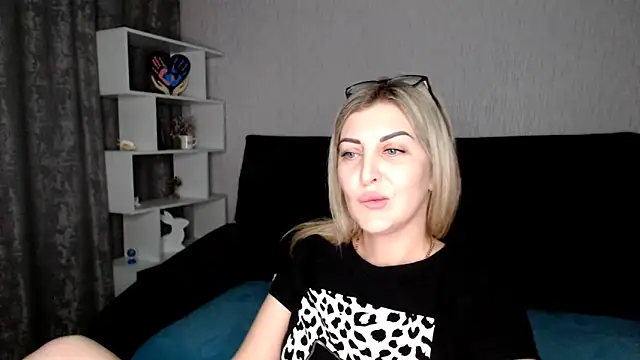Snapshot of Amelia_Harper chatting on December 9, 2024, 3:11 pm Amelia Harper online show from December 9, 2024, 3:11 pm