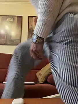 Snapshot of Cum_076 chatting on February 23, 2026, 7:39 am Cum 076 online show from February 23, 2026, 7:39 am