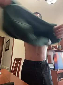 Snapshot of Cum_076 chatting on February 28, 2026, 9:54 am Cum 076 online show from February 28, 2026, 9:54 am