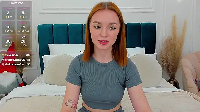 Snapshot of VirginOlly chatting on January 1, 2025, 7:43 pm VirginOlly online show from January 1, 2025, 7:43 pm