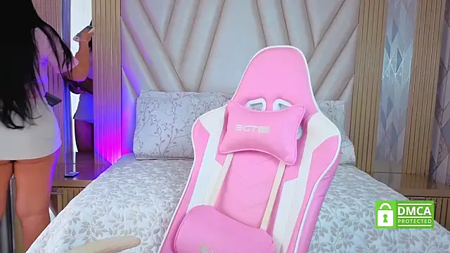 Miia harper  online show from November 5, 2025, 12:16 pm