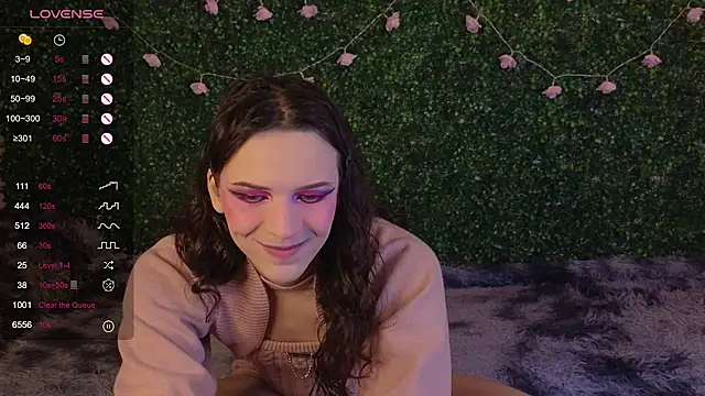 EkaterinaUpple online show from April 10, 2026, 5:06 pm