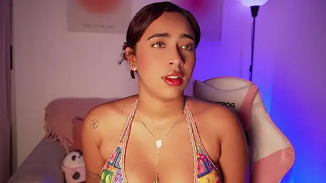 Snapshot of MavyStar chatting on March 3, 2026, 1:23 am MavyStar online show from March 3, 2026, 1:23 am