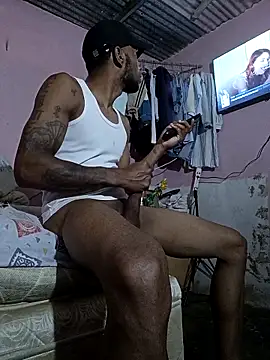 Snapshot of Sur1711 chatting on January 7, 2026, 5:15 pm Sur1711 online show from January 7, 2026, 5:15 pm