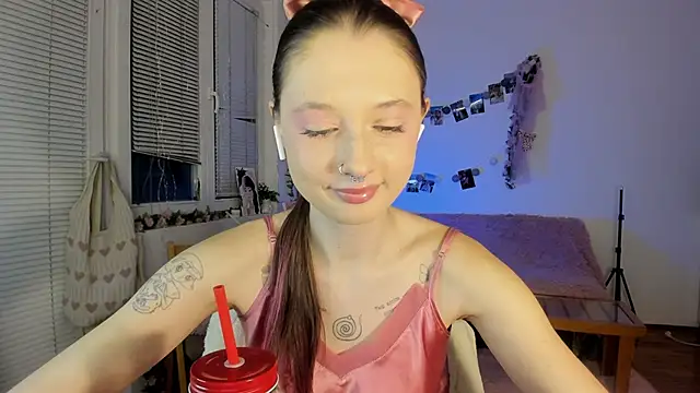 Jenny darling love online show from January 9, 2025, 7:08 pm