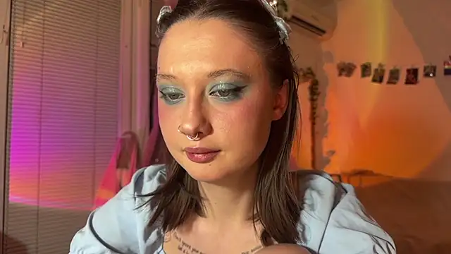 Snapshot of Jenny_darling_love chatting on July 12, 2026, 7:16 pm Jenny darling love online show from July 12, 2026, 7:16 pm