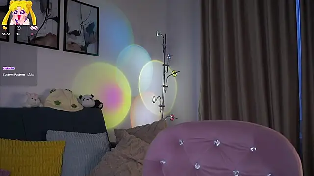 EdlinHargus online show from February 19, 2026, 1:23 am