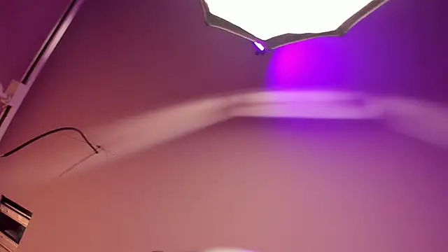 Kate bunny  online show from October 26, 2025, 11:38 am