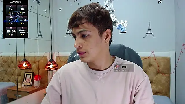 Snapshot of SkinnyBoy_ chatting on February 21, 2025, 12:28 pm SkinnyBoy online show from February 21, 2025, 12:28 pm