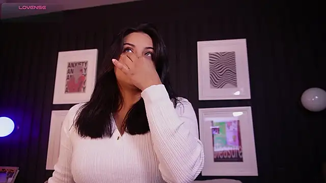 Sophia wilsonn  online show from March 20, 2026, 10:42 am