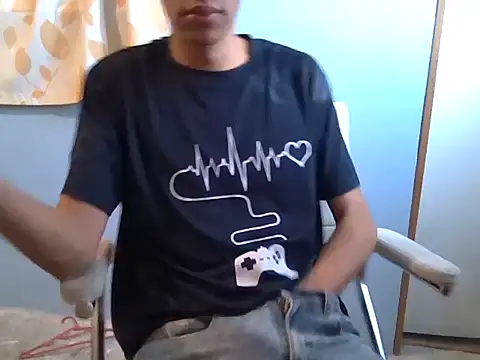 Snapshot of Carl0s_xX chatting on November 13, 2025, 11:03 pm Carl0s xX online show from November 13, 2025, 11:03 pm