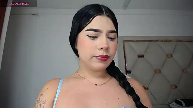 Ashley piinkk  online show from June 14, 2026, 5:53 am