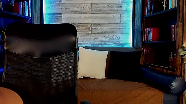 JamalMyst online show from December 16, 2025, 3:55 am