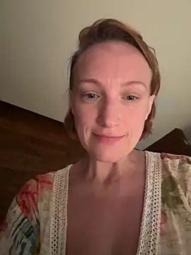 UmaTruewoman online show from November 30, 2025, 9:52 pm