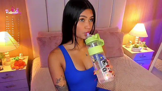 CaseyPiierce online show from September 12, 2025, 7:58 pm