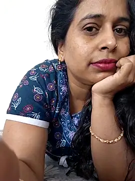 Rasmalai786 online show from May 28, 2026, 4:10 am
