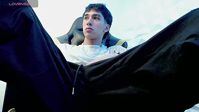 Jake tripp online show from December 29, 2024, 3:44 am