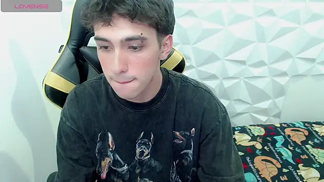 Jake tripp online show from January 8, 2025, 3:29 am