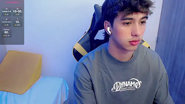 Jake tripp online show from October 4, 2025, 3:26 am