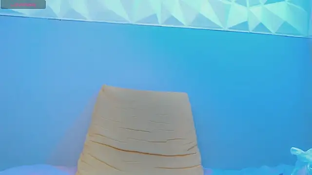 Jake tripp online show from October 28, 2025, 4:05 am