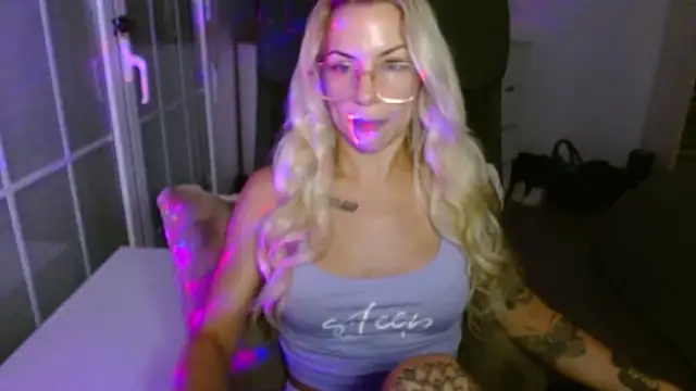 JuicyJanexo online show from June 27, 2026, 5:34 am