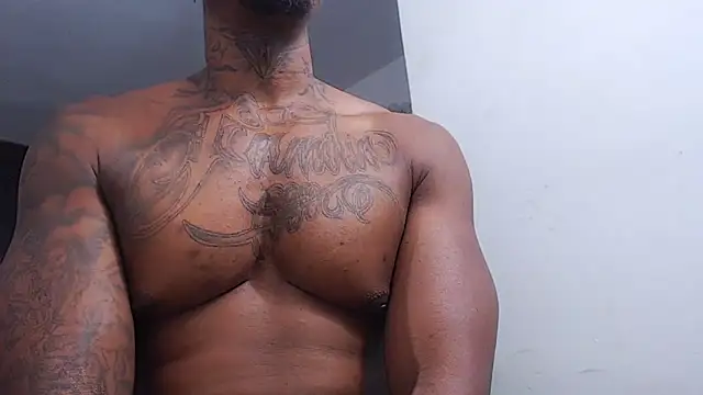 jhon tomson1 online show from November 1, 2025, 9:06 pm