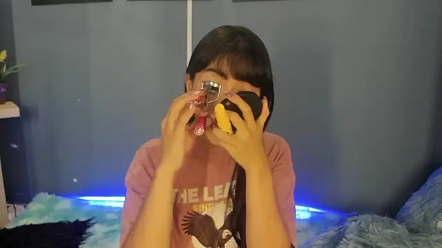 Susa1userma  online show from February 19, 2026, 12:34 pm