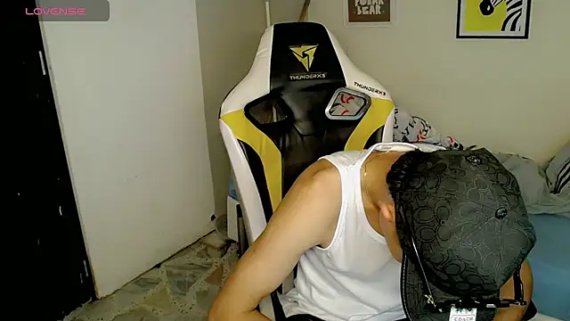 bby santi online show from November 1, 2025, 6:54 pm