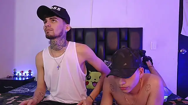 Snapshot of Brutal_Sex_Fucking chatting on October 7, 2025, 11:24 pm Brutal Sex Fucking online show from October 7, 2025, 11:24 pm