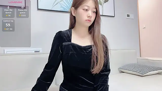 saomaomao69 online show from January 7, 2026, 8:00 pm