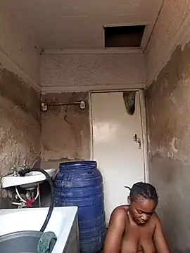 hot-tandy online show from October 12, 2025, 1:21 pm