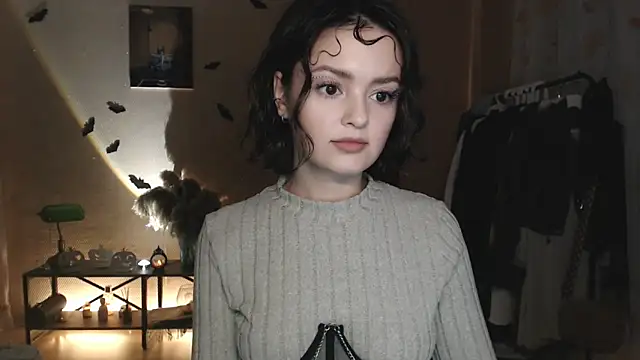 CuteRuby99 online show from October 31, 2025, 3:24 pm