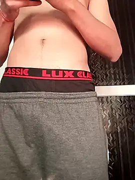 xyrus  online show from February 2, 2025, 10:46 am