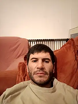 Snapshot of Gigolo4040 chatting on December 12, 2024, 4:32 pm Gigolo4040 online show from December 12, 2024, 4:32 pm
