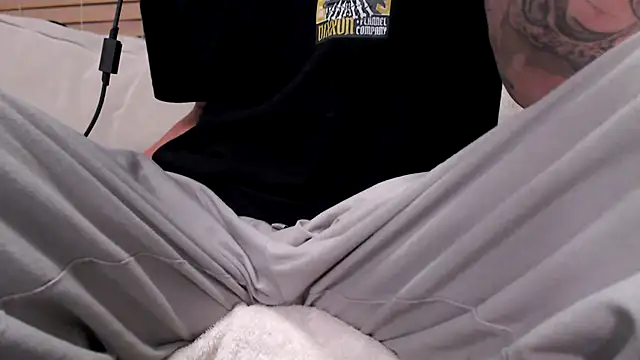 JohnnyKorrupt  online show from October 15, 2025, 8:03 am