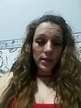 Snapshot of Amira_17 chatting on February 11, 2025, 11:01 pm Amira 17 online show from February 11, 2025, 11:01 pm