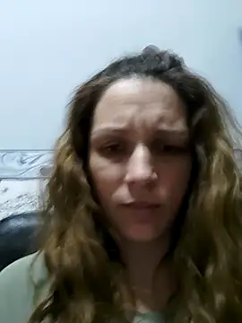 Snapshot of Amira_17 chatting on February 17, 2025, 10:58 pm Amira 17 online show from February 17, 2025, 10:58 pm