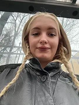 Milkyy wway online show from November 17, 2025, 7:25 am