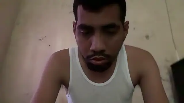Snapshot of EnriquePersian197 chatting on December 28, 2024, 8:25 pm EnriquePersian197 online show from December 28, 2024, 8:25 pm